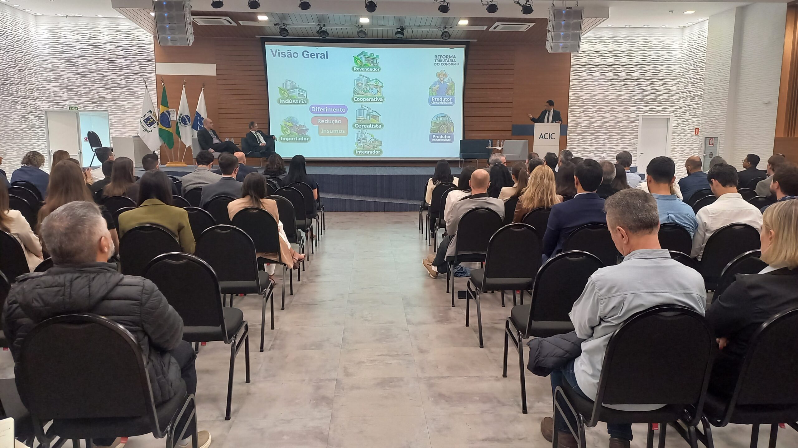 Agronegócio e cooperativismo são pautas do 14º módulo do curso sobre Reforma Tributária