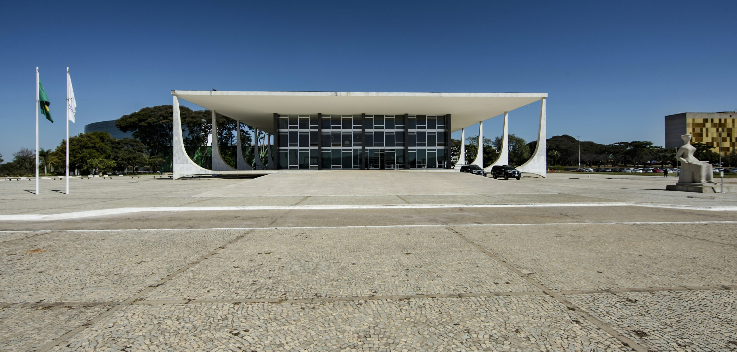 STF fixa critérios para multa a empresas com dívida tributária que distribuem lucros